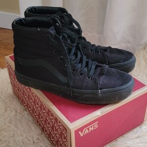 New with Box Black Sk8- Hi Vans